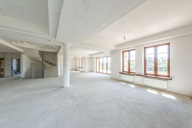 dom wolnostojący, 8 pokoi Piotrków Trybunalski, ul. Nowowiejska. Zdjęcie 9