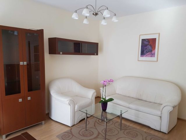 Mieszkanie 2-pokojowe Warszawa Kabaty, ul. Kabacki Dukt. Zdjęcie 1