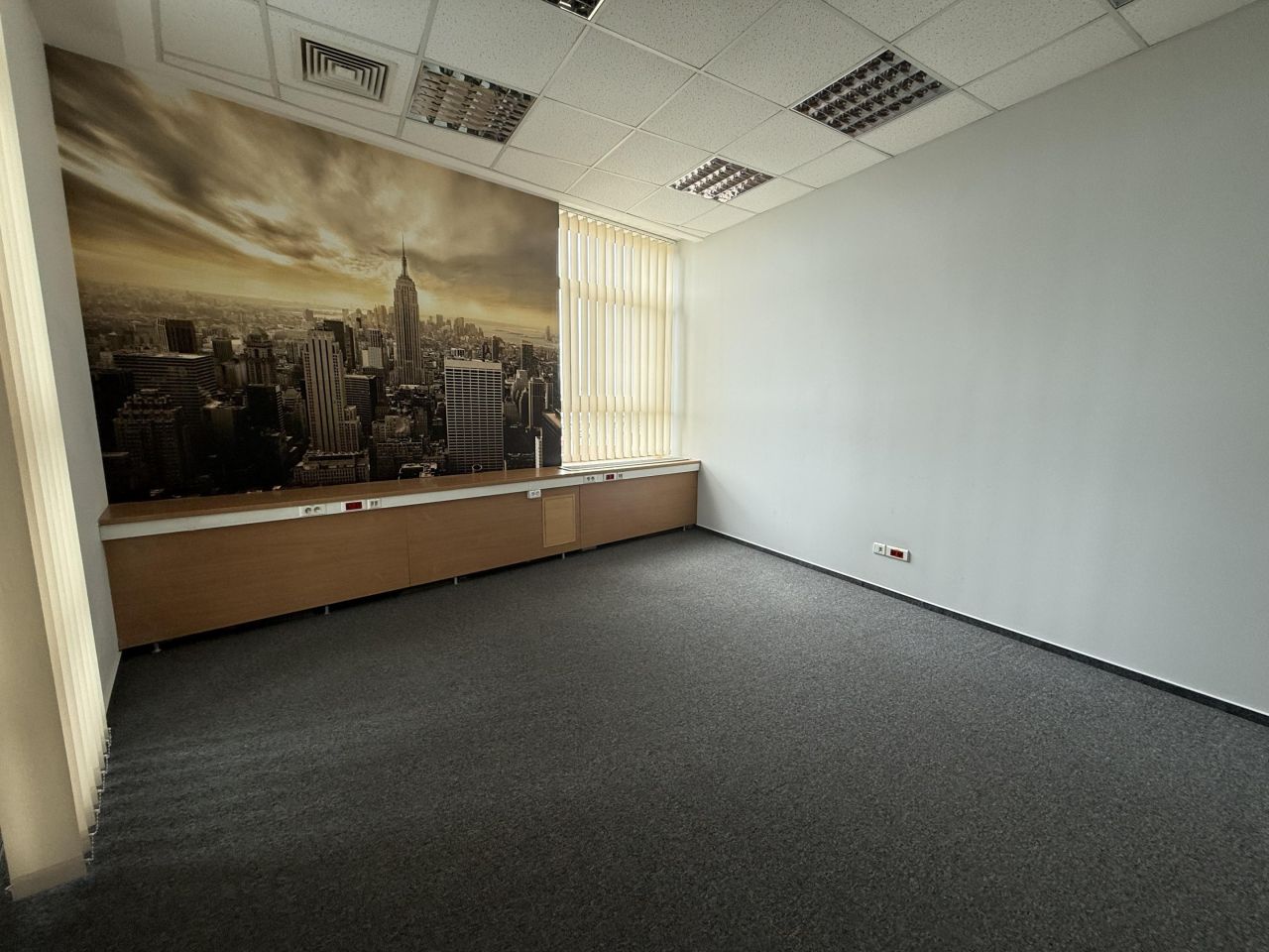 Biuro Warszawa Śródmieście, al. Jana Pawła II. Zdjęcie 3
