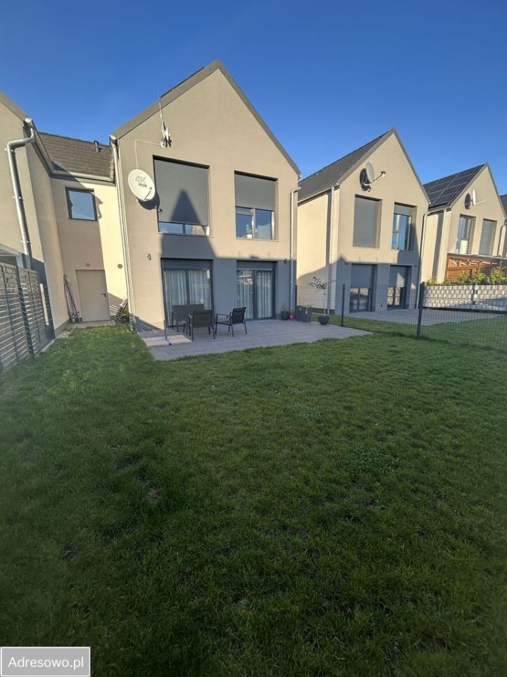 dom szeregowy, 4 pokoje Oława Nowy Otok, ul. Ferdynanda Magellana