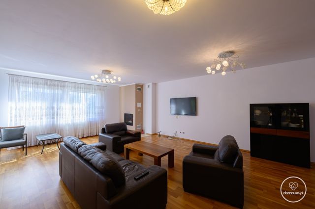 bliźniak, 5 pokoi Dziekanów Polski. Zdjęcie 4