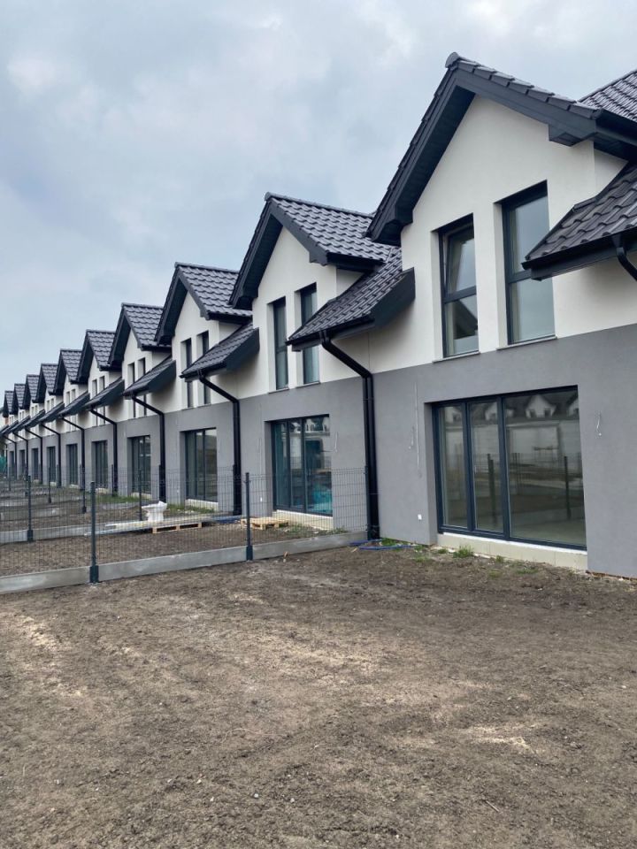 dom szeregowy, 4 pokoje Mędłów, ul. Czereśniowa. Zdjęcie 4