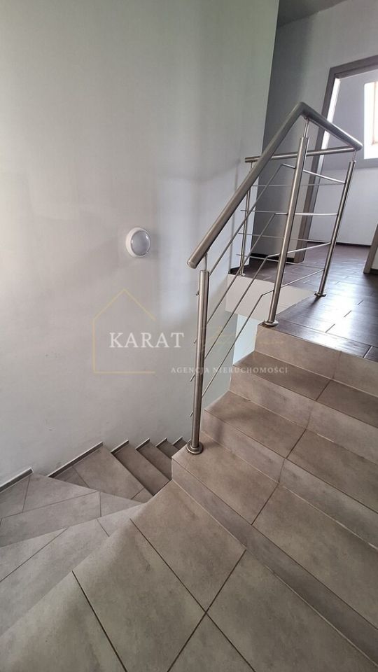 dom wolnostojący, 7 pokoi Czechowice-Dziedzice, ul. Do Gajówki. Zdjęcie 5