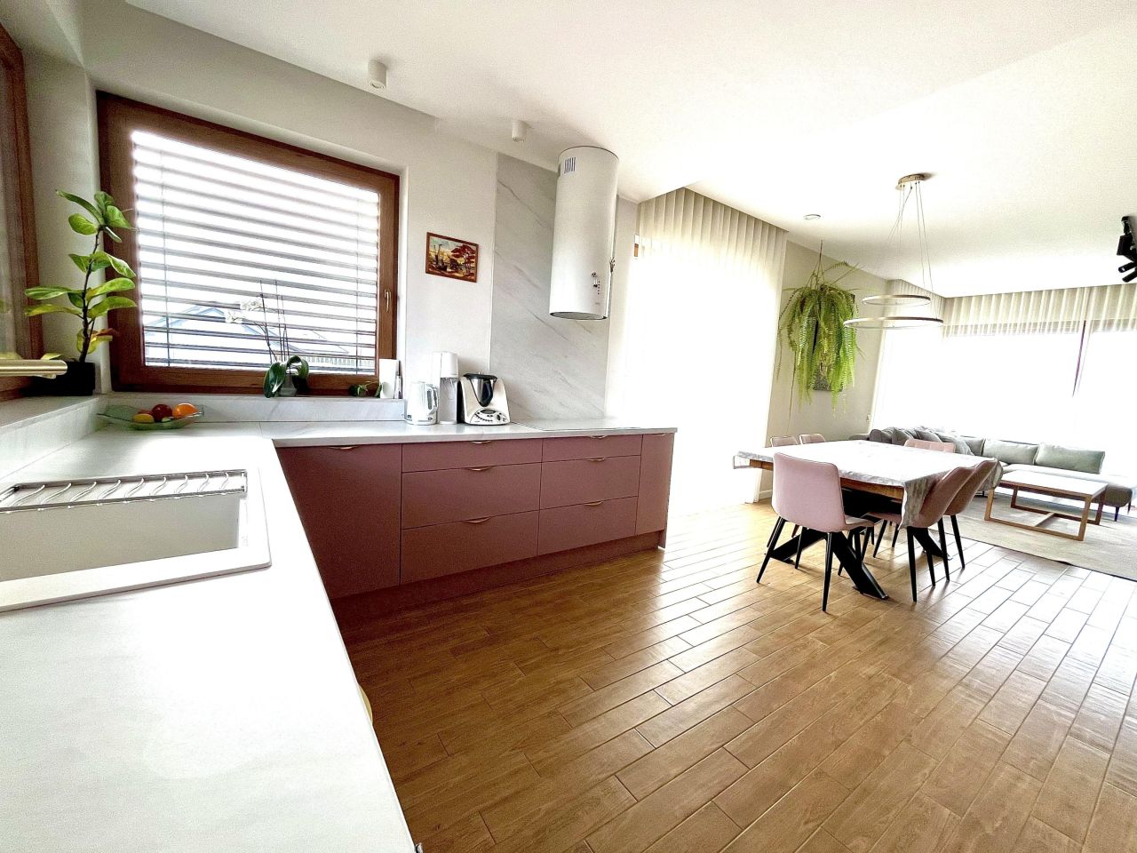 dom wolnostojący, 5 pokoi Wioska, ul. Truskawkowa. Zdjęcie 6