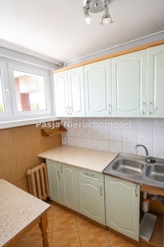 Mieszkanie 3-pokojowe Płock, ul. Ignacego Łukasiewicza. Zdjęcie 2