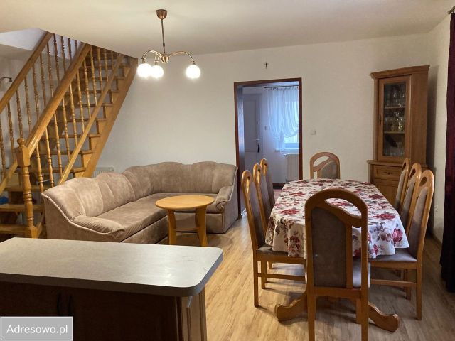 budynek wielorodzinny, 5 pokoi Zdziesławice. Zdjęcie 1