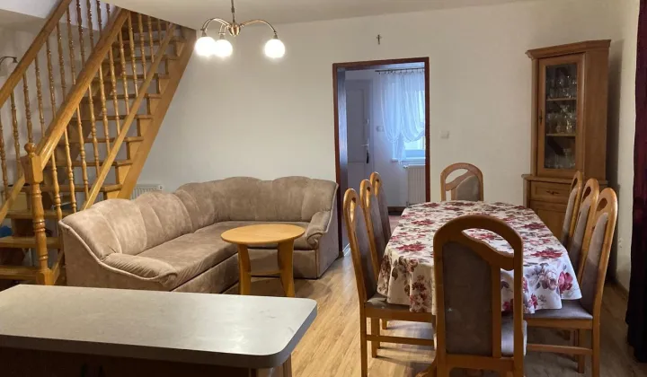 budynek wielorodzinny, 5 pokoi Zdziesławice