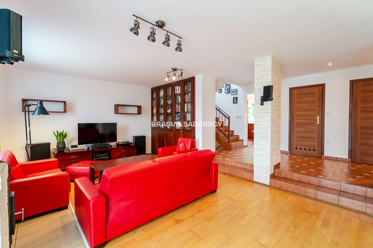 dom wolnostojący, 5 pokoi Marcyporęba, ul. św. Marcina. Zdjęcie 8