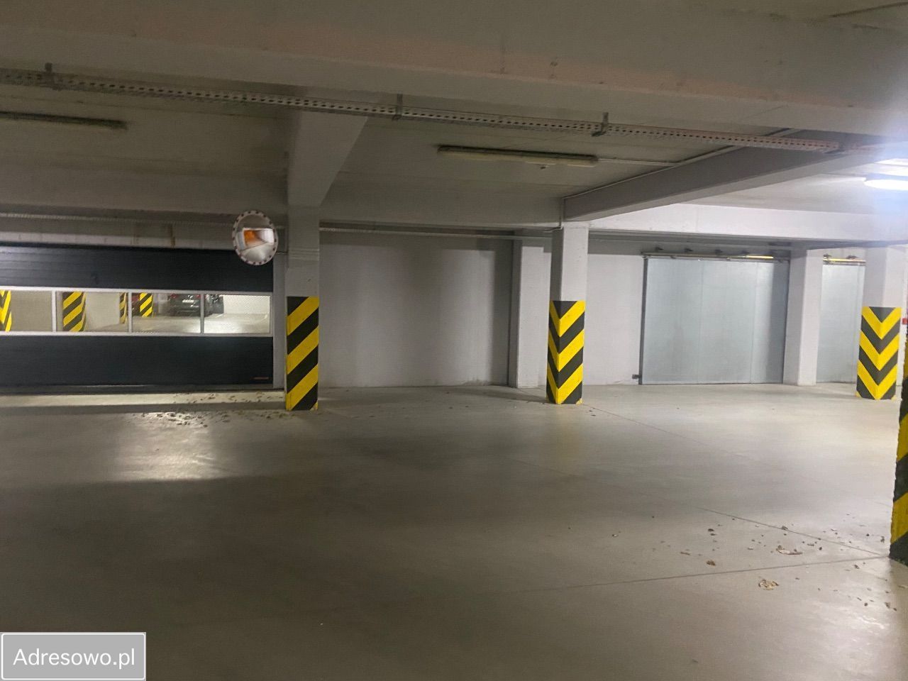 Garaż/miejsce parkingowe Wrocław Krzyki, ul. Jesionowa. Zdjęcie 3