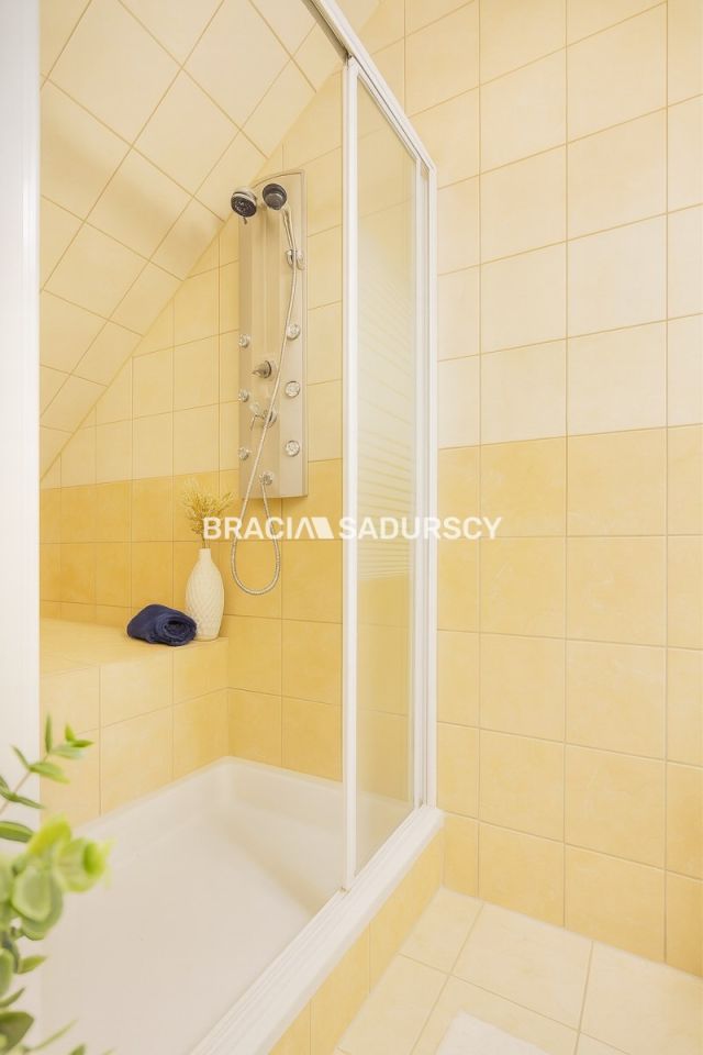 dom wolnostojący, 5 pokoi Węgrzce Wielkie. Zdjęcie 5