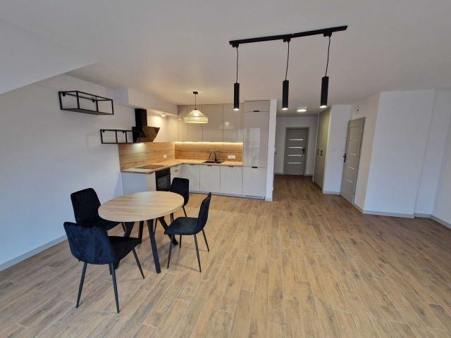 Mieszkanie 4-pokojowe Somonino, ul. Polna. Zdjęcie 1