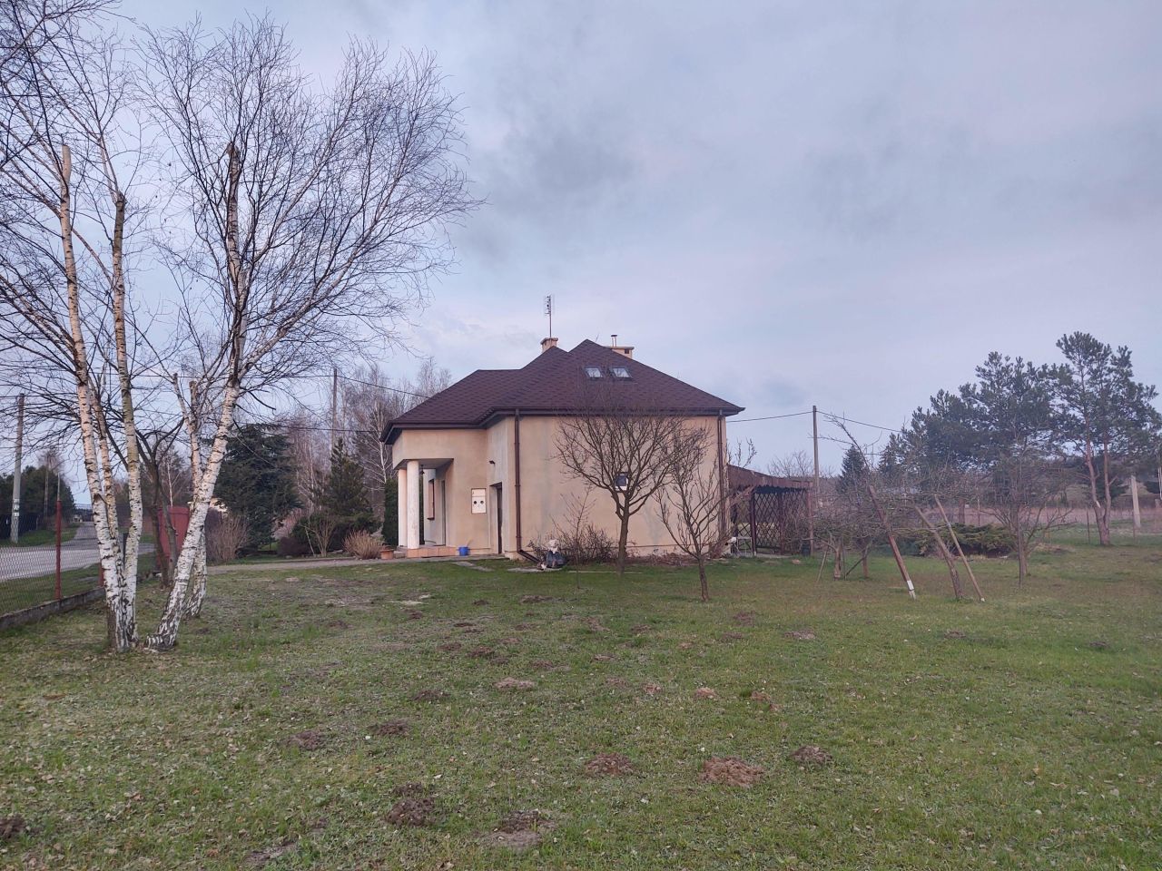 dom wolnostojący, 4 pokoje Osieck, Lrólowej Bony. Zdjęcie 4
