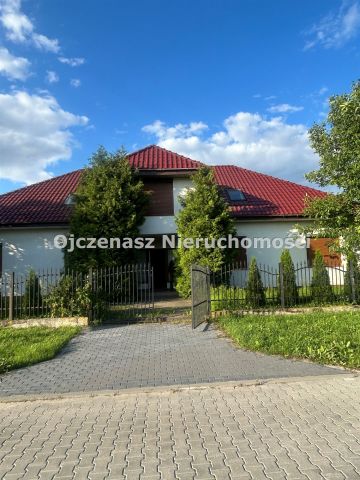 dom wolnostojący, 12 pokoi Ciele. Zdjęcie 1