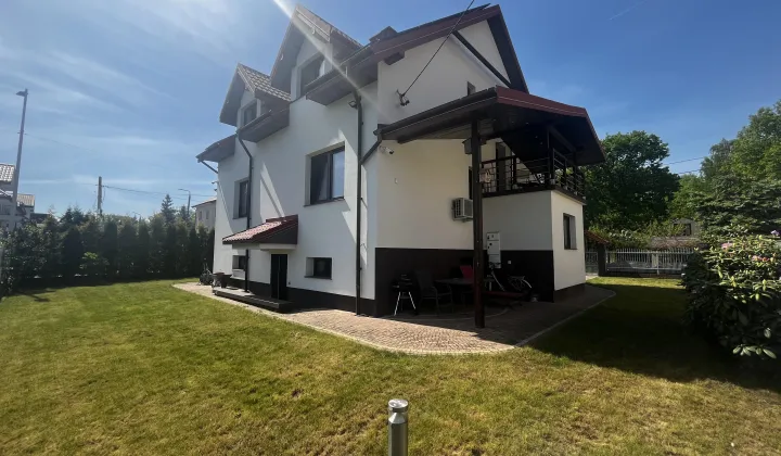 dom wolnostojący, 6 pokoi Zielonka Zosinek, ul. Dziennikarska