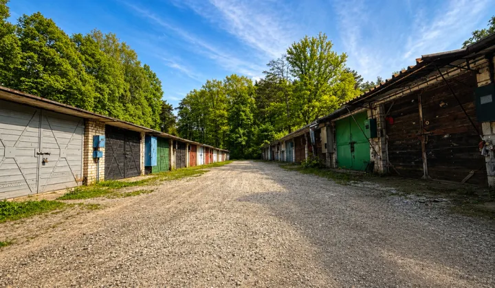 Garaż/miejsce parkingowe Nowa Sarzyna, ul. Leśna