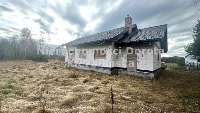 dom wolnostojący, 4 pokoje Swolszewice Duże, ul. Grafitowa. Zdjęcie 2