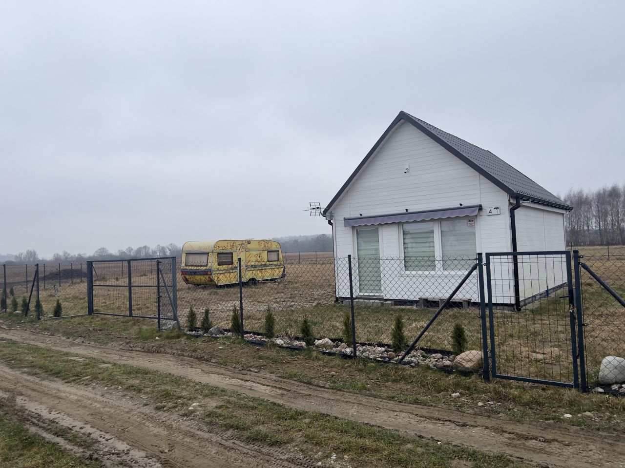 Działka budowlana Jezierzany, ul. Klonowa