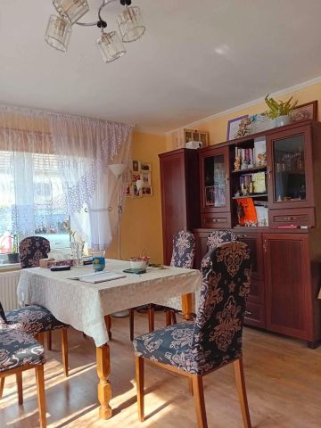 dom szeregowy, 5 pokoi Starogard. Zdjęcie 1