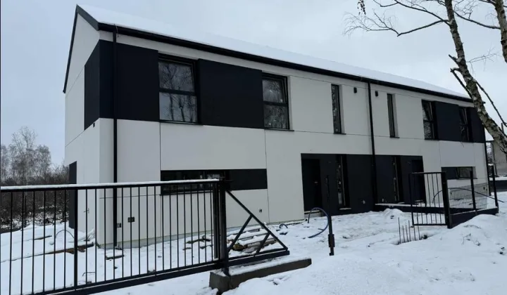 bliźniak, 5 pokoi Zgierz, ul. Dolna