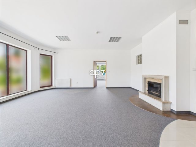 Lokal Świątniki Górne. Zdjęcie 2