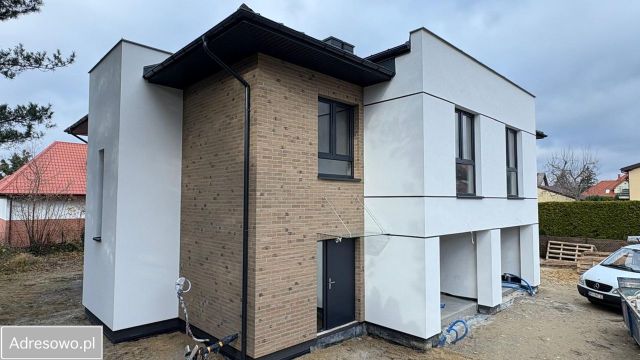 bliźniak, 5 pokoi Piastów, ul. Stefana Żeromskiego. Zdjęcie 1