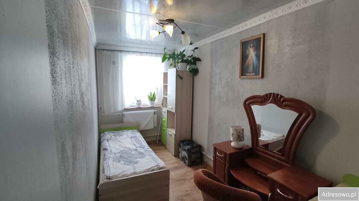 dom wolnostojący, 5 pokoi Psary-Stara Wieś. Zdjęcie 2