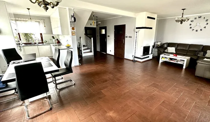 dom wolnostojący, 4 pokoje Police Jasienica, ul. Rybacka