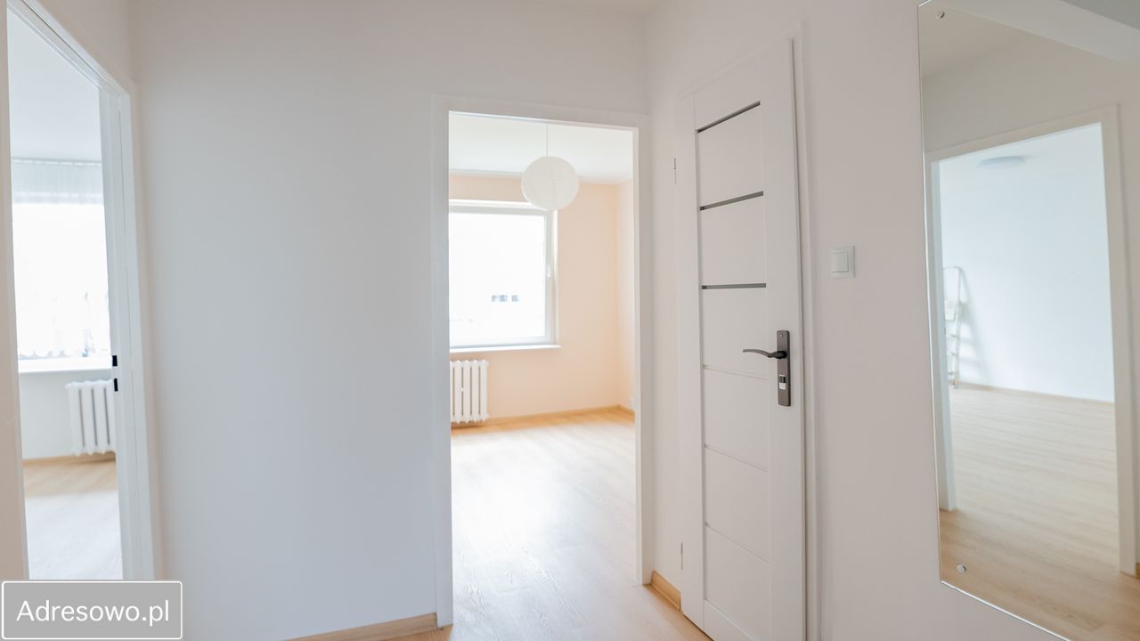 Mieszkanie 3-pokojowe Gdynia Pogórze, ul. kmdr. Bolesława Romanowskiego. Zdjęcie 9