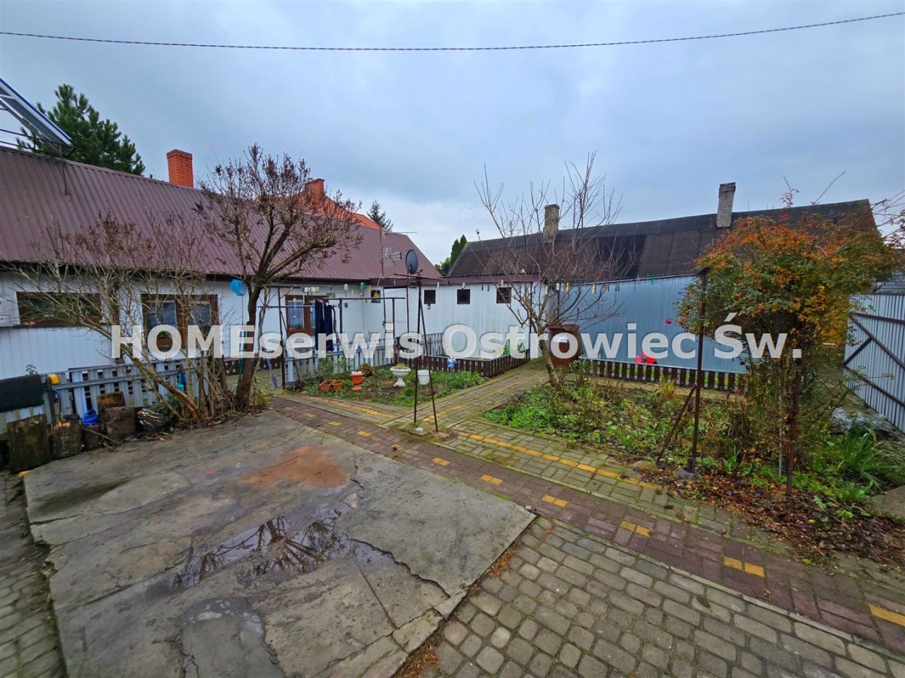 dom wolnostojący, 2 pokoje Ostrowiec Świętokrzyski Centrum. Zdjęcie 16