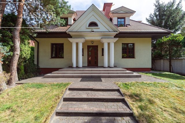 dom wolnostojący, 8 pokoi Warszawa Wawer, ul. Drwali. Zdjęcie 8