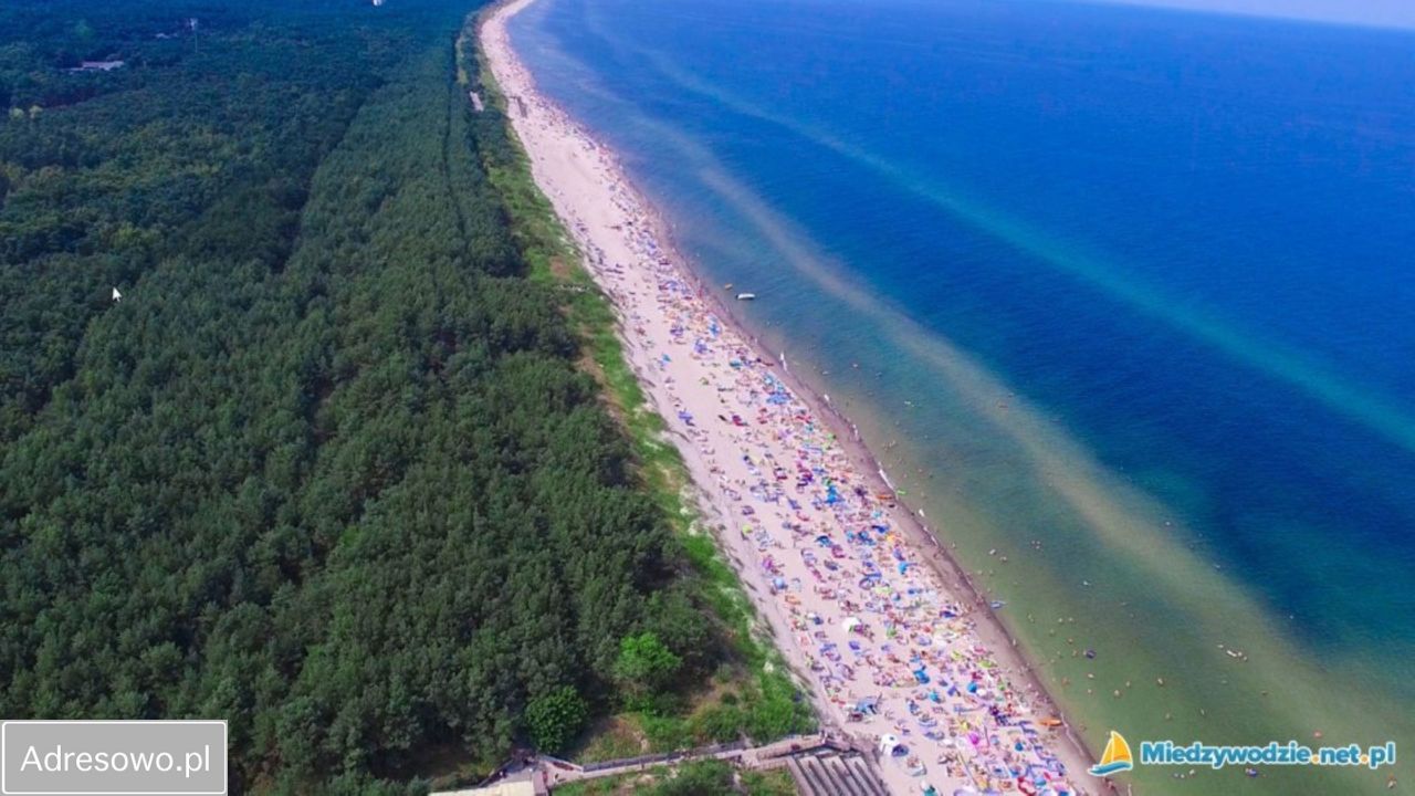 bliźniak, 4 pokoje Międzywodzie, ul. Szkolna. Zdjęcie 19