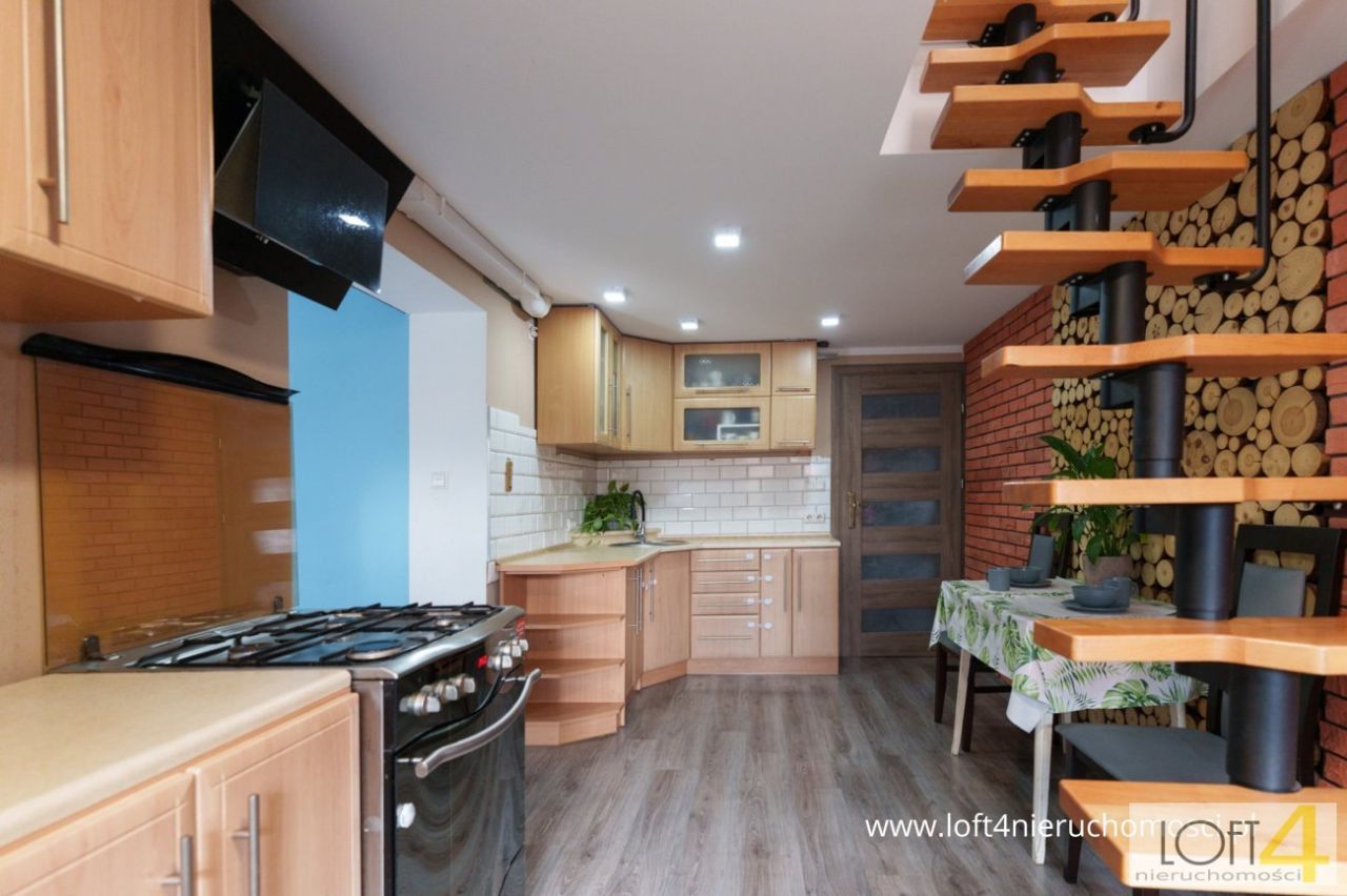 dom wolnostojący, 7 pokoi Bobowa, ul. Pocztowa. Zdjęcie 6