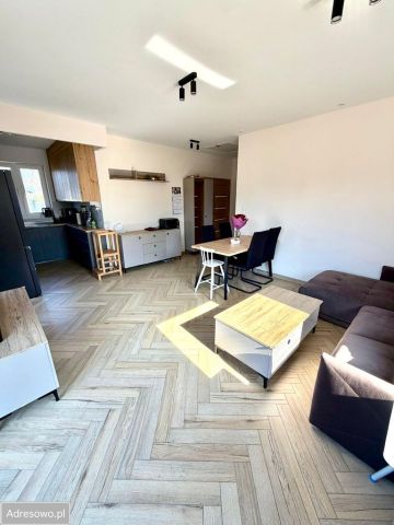 dom wolnostojący, 5 pokoi Jachranka. Zdjęcie 1