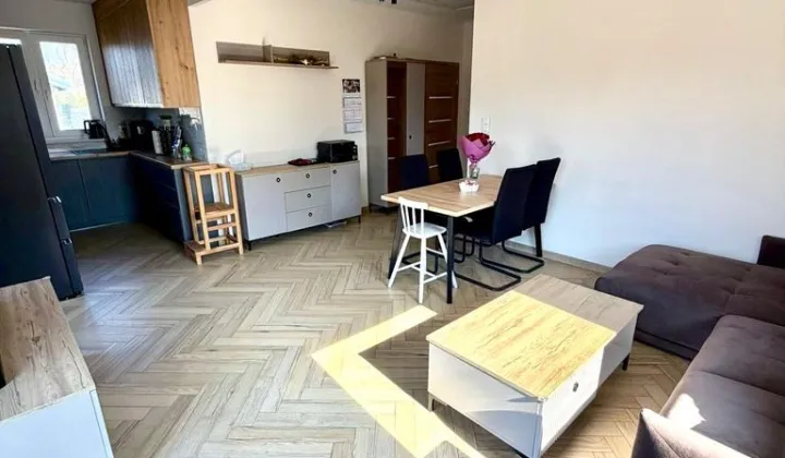 dom wolnostojący, 5 pokoi Jachranka