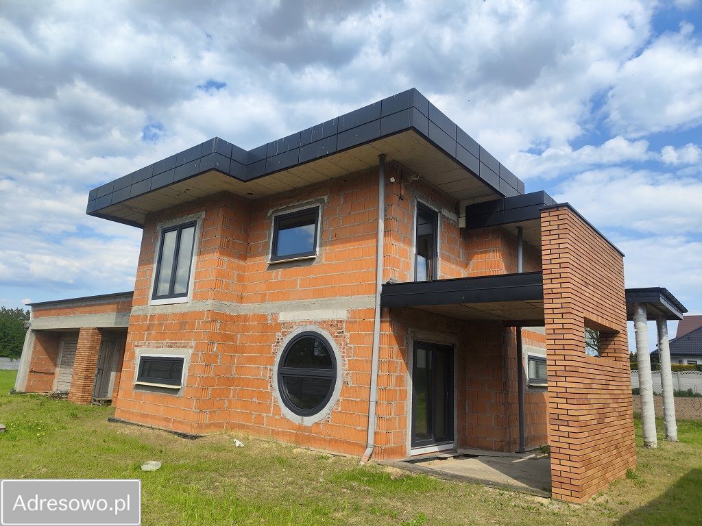 dom wolnostojący, 7 pokoi Brzeźnio. Zdjęcie 1