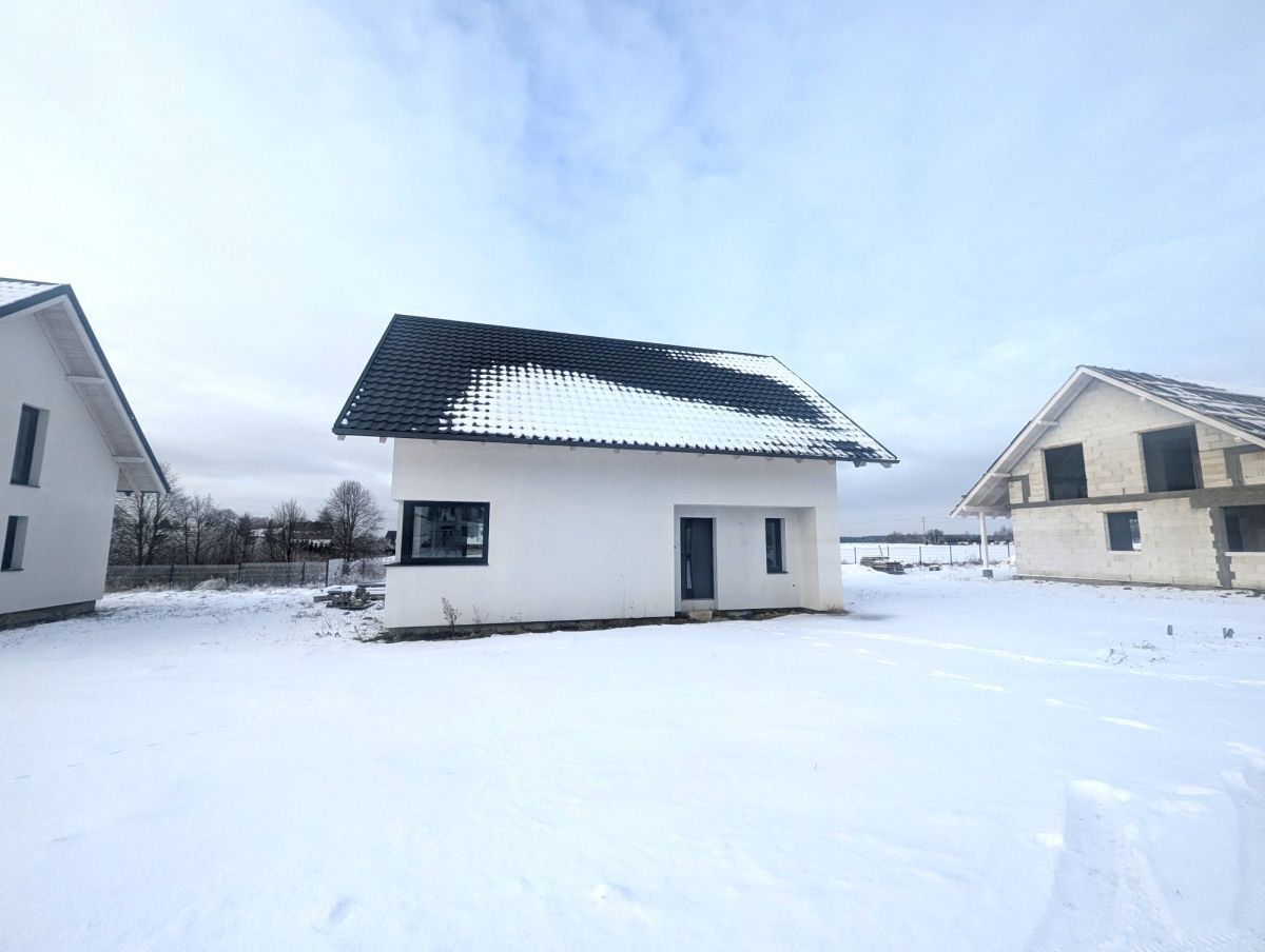 dom wolnostojący, 5 pokoi Frank. Zdjęcie 2