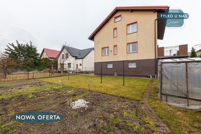 dom wolnostojący, 5 pokoi Bełchatów, ul. Wielkopolska. Zdjęcie 25