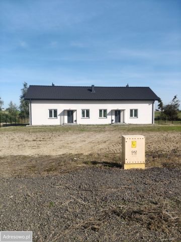 bliźniak, 2 pokoje Frydrychowo. Zdjęcie 1