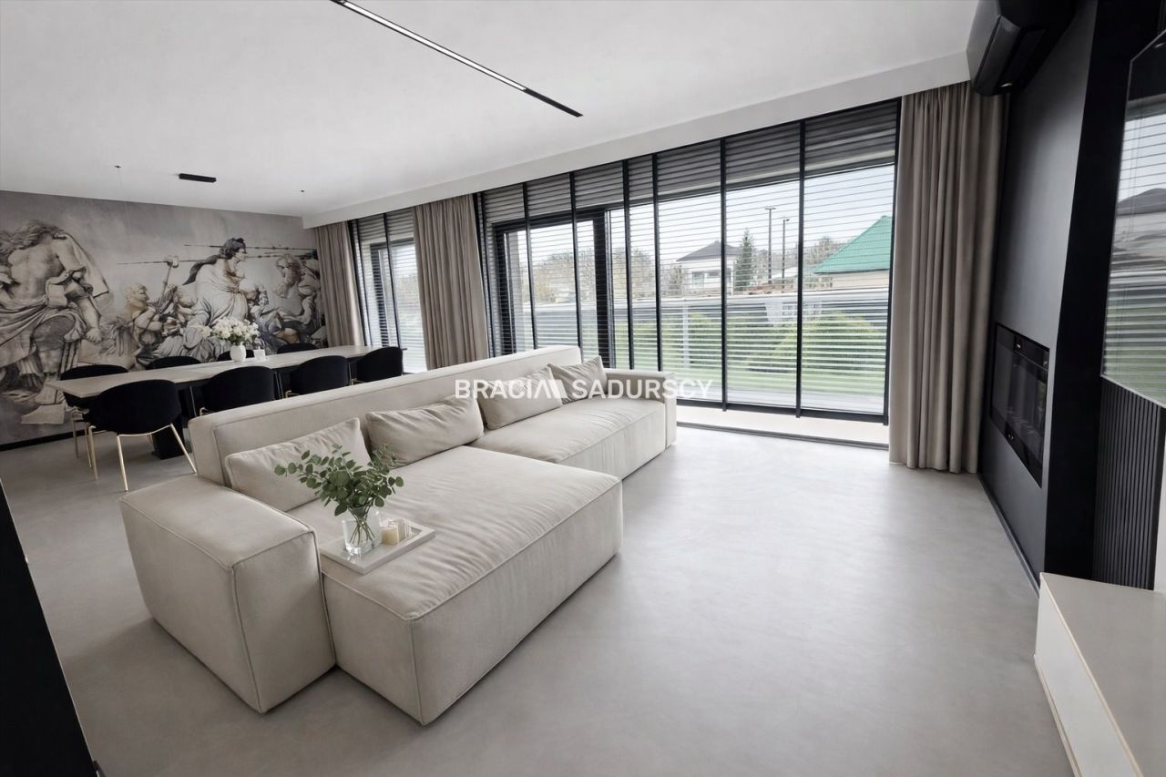 dom wolnostojący, 5 pokoi Niepołomice, ul. Stefana Roweckiego. Zdjęcie 3