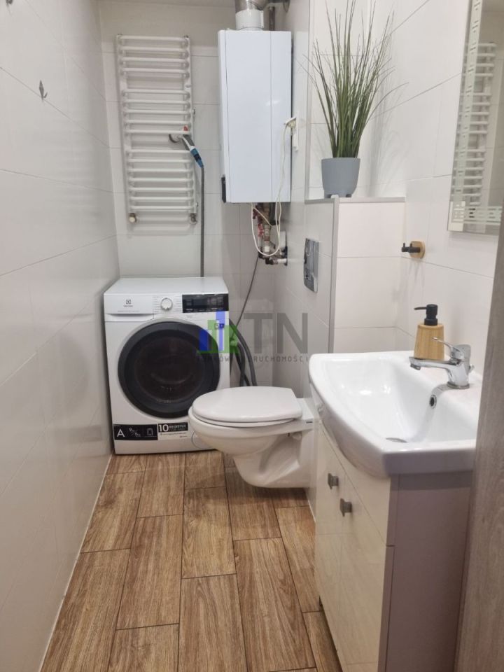 dom szeregowy, 4 pokoje Czernica. Zdjęcie 9