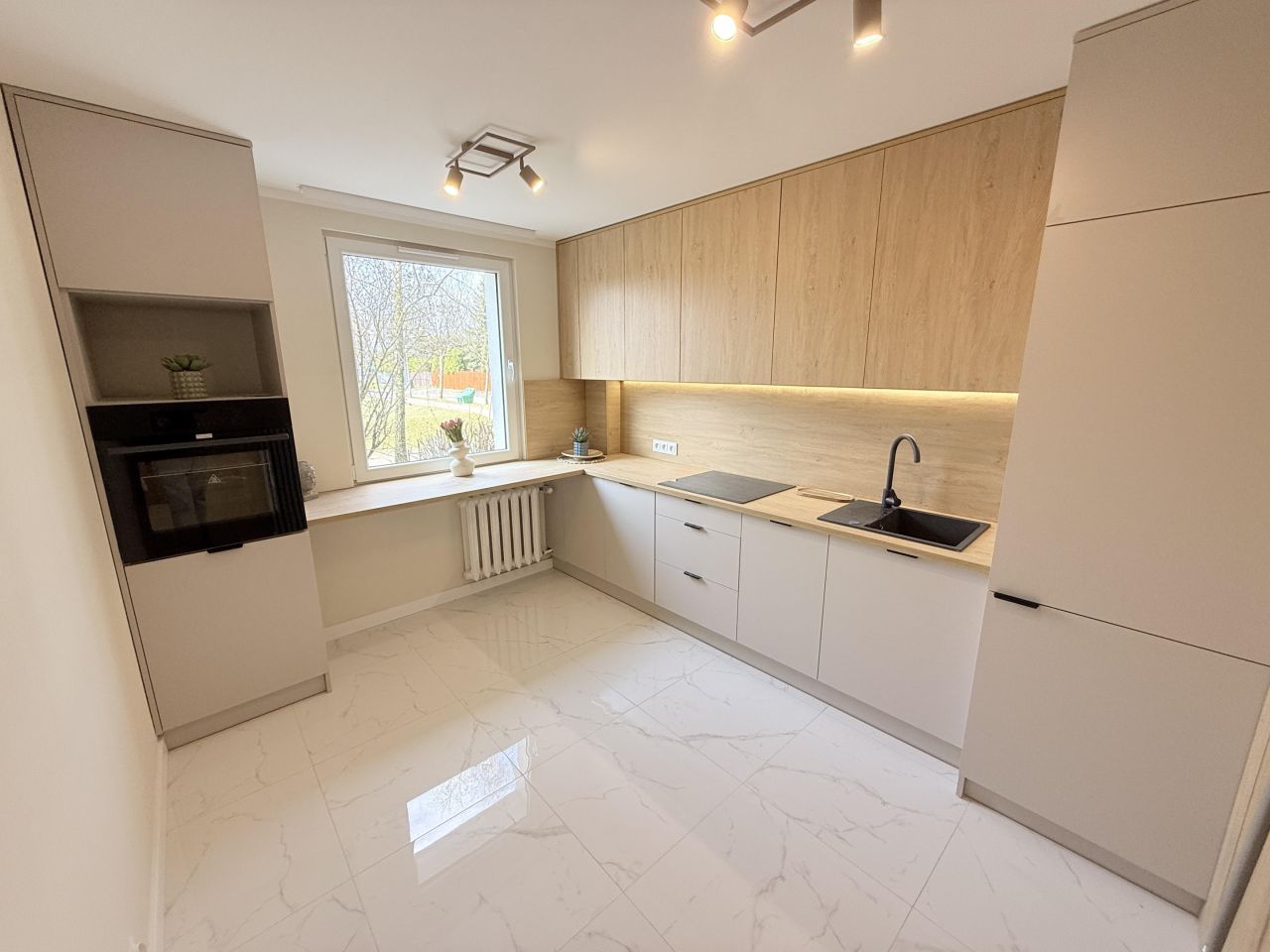 Mieszkanie 2-pokojowe Częstochowa Tysiąclecie, ul. Kwiatkowskiego. Zdjęcie 3