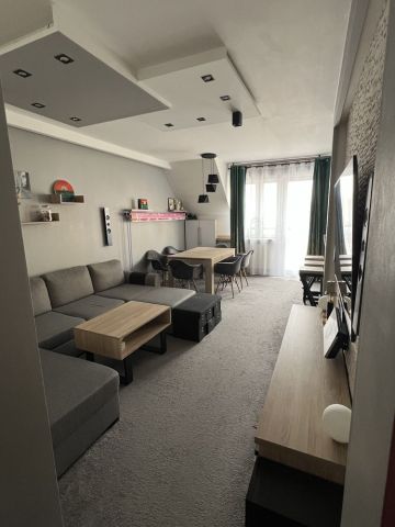 Mieszkanie 4-pokojowe Łódź Janów, ul. Andrzeja Kmicica. Zdjęcie 1