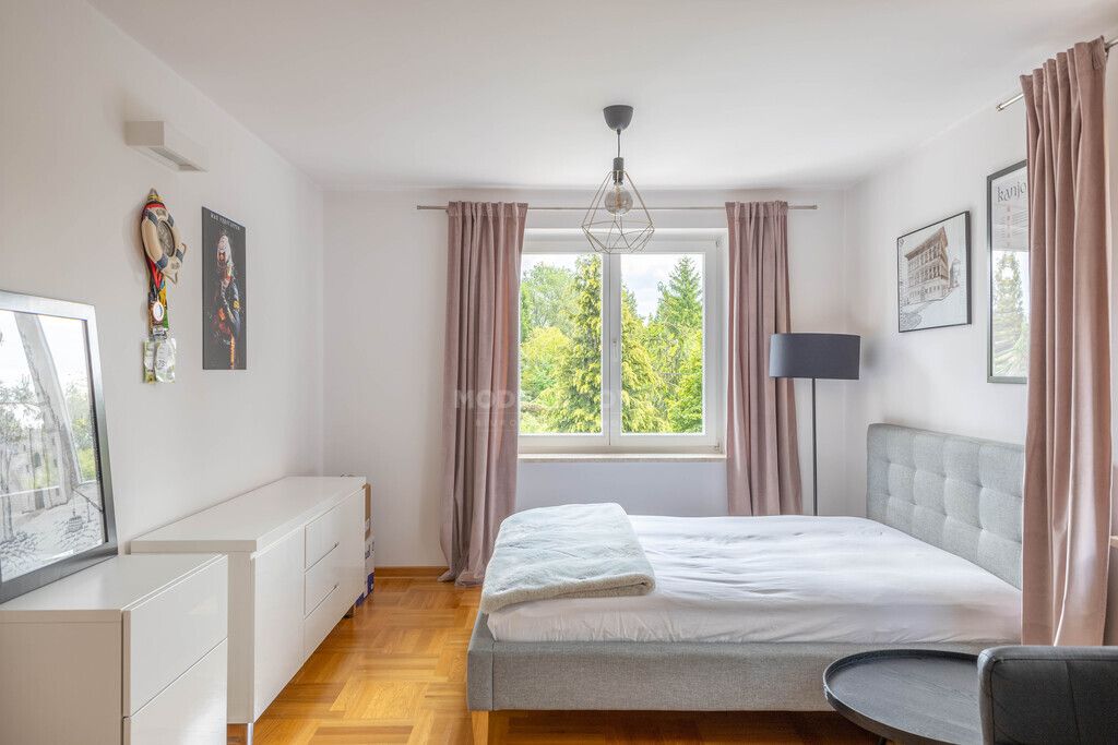 dom wolnostojący, 5 pokoi Konstancin-Jeziorna. Zdjęcie 13