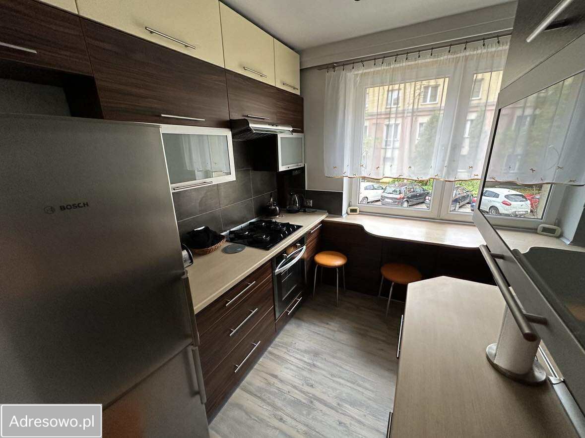 Mieszkanie 3-pokojowe Czeladź Śródmieście, ul. Ludwika Waryńskiego. Zdjęcie 3