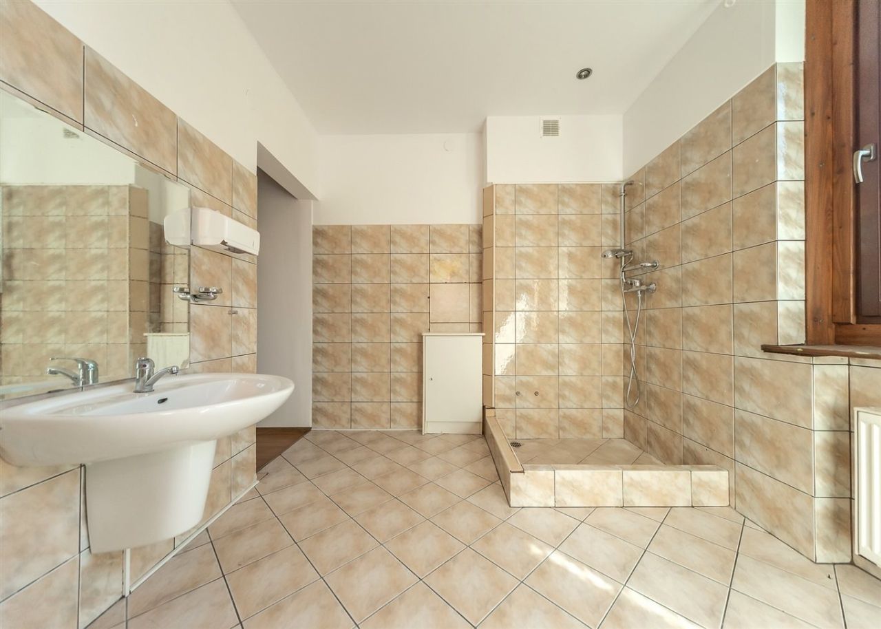 dom wolnostojący, 6 pokoi Bielsko-Biała, ul. Konstantego Damrota. Zdjęcie 36