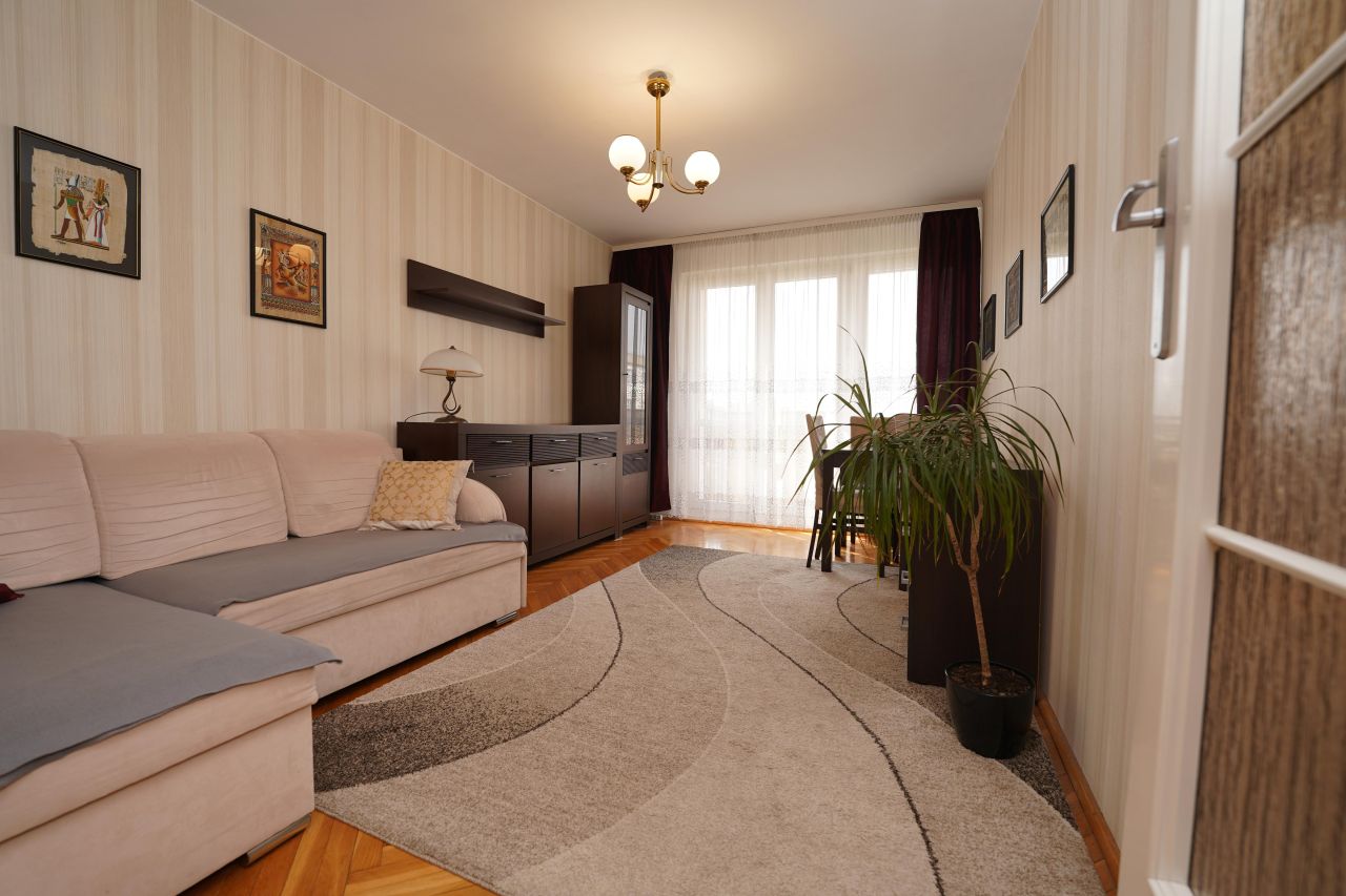 Mieszkanie 3-pokojowe Gdynia Obłuże, ul. Białowieska. Zdjęcie 1