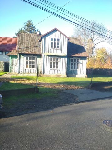 dom wolnostojący Kraków Bieżanów, ul. Stacyjna. Zdjęcie 1