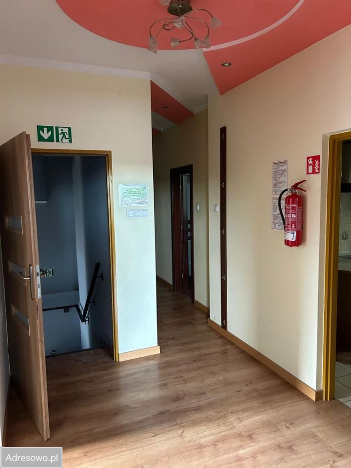 Hala/magazyn Ładna. Zdjęcie 7