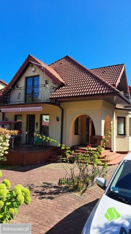 dom wolnostojący, 6 pokoi Radom, ul. Staroopatowska. Zdjęcie 1