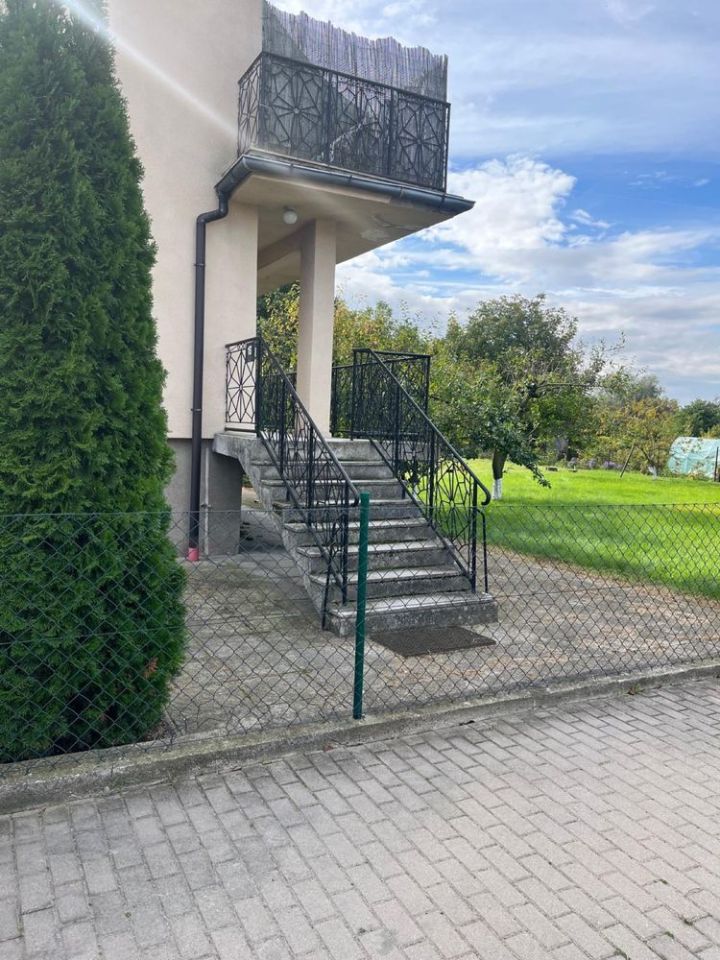 dom wolnostojący, 7 pokoi Środa Śląska Centrum, ul. Topolowa. Zdjęcie 3